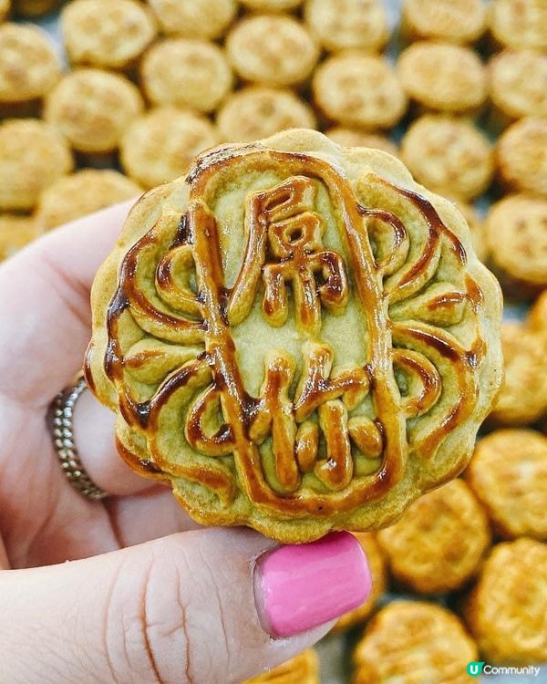 🐷西月餅，抵死又好笑😂可能係年青人最鐘意嘅月餅⁉️仲有粗口添！