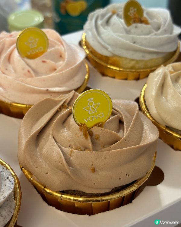 多倫多必食甜品店🎂  CAD$12食6款！🤤