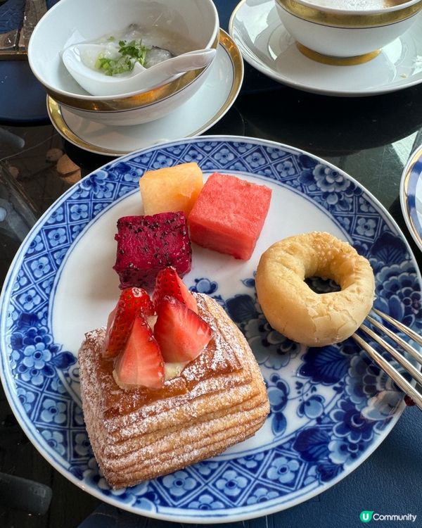 澳門倫敦人御園早餐👑  
奢華享受，龍蝦炒蛋、金箔帶子餃，仲