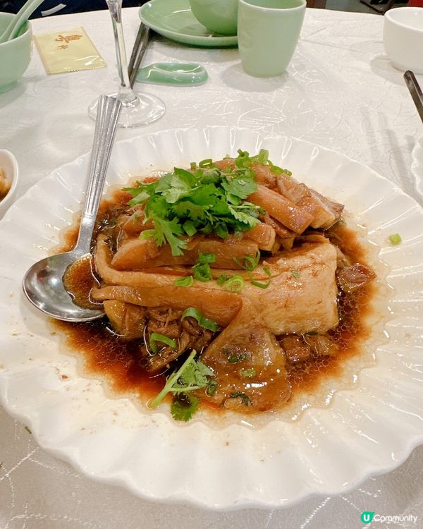 大圍地道小菜😋  粵軒小菜，正！