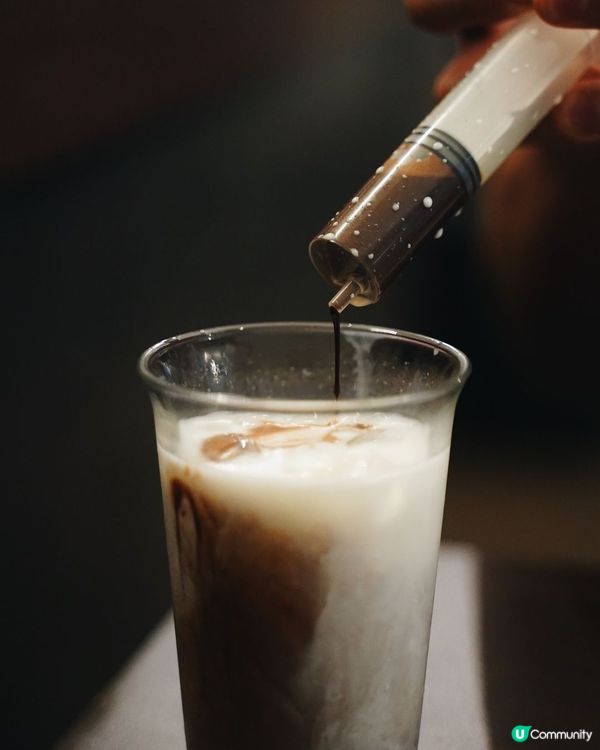 ## 觀塘樓上咖啡天堂☕  
## 針筒咖啡，茉莉花香☕🌸