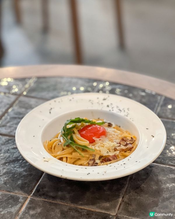 《銅鑼灣不停回訪高質咖啡店 必食cheesecake》