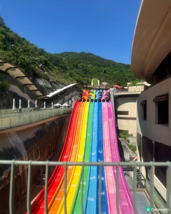 有得食有得玩又有得打卡，一次過滿足好多願望嘅水上樂園