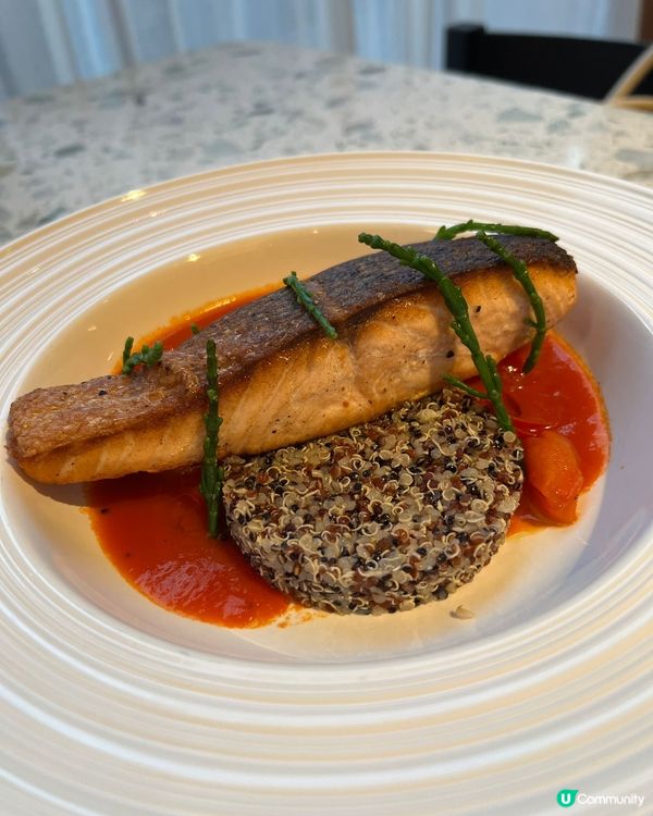 北角新開咖啡店☕️ 簡約時尚，海景靚！