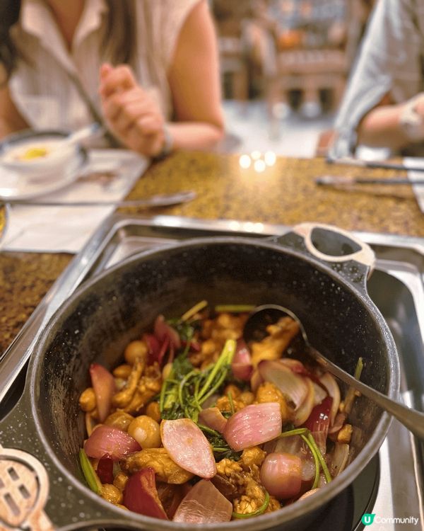 呢間無限時任食火鍋好高質，會令人好回味想再?食