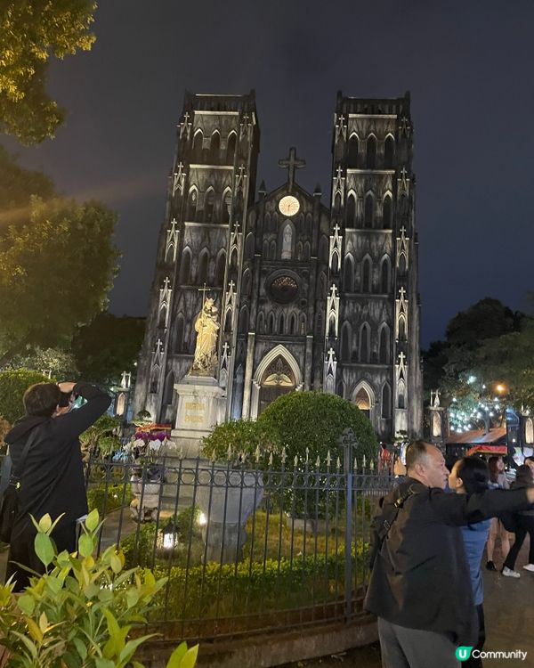 🇻🇳 古街旁嘅哥德式教堂⛪️，法國風情濃郁！