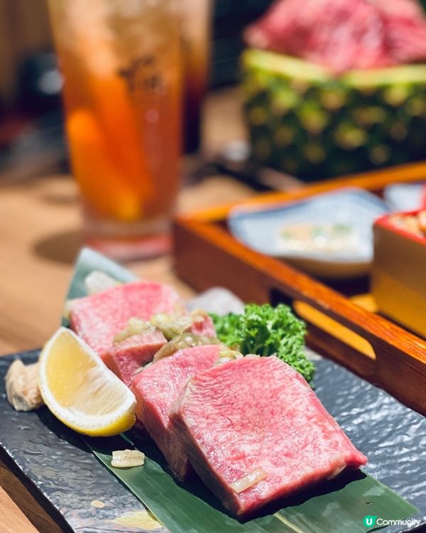 呢度既✨名物！菠蘿漬鑽石和牛胸腹肉✨好睇又好食，真心要試👍🏻👍🏻