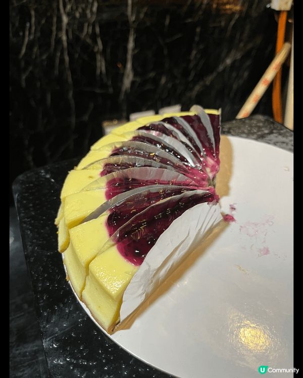 Neway不僅提供卡拉OK服務,其自助餐廳在晚餐時段也非常受...