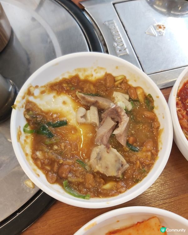 有內臟的豬肉湯飯>.<