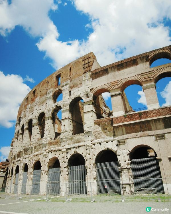 羅馬鬥獸場 Colosseo 是無人不識的名勝喔!