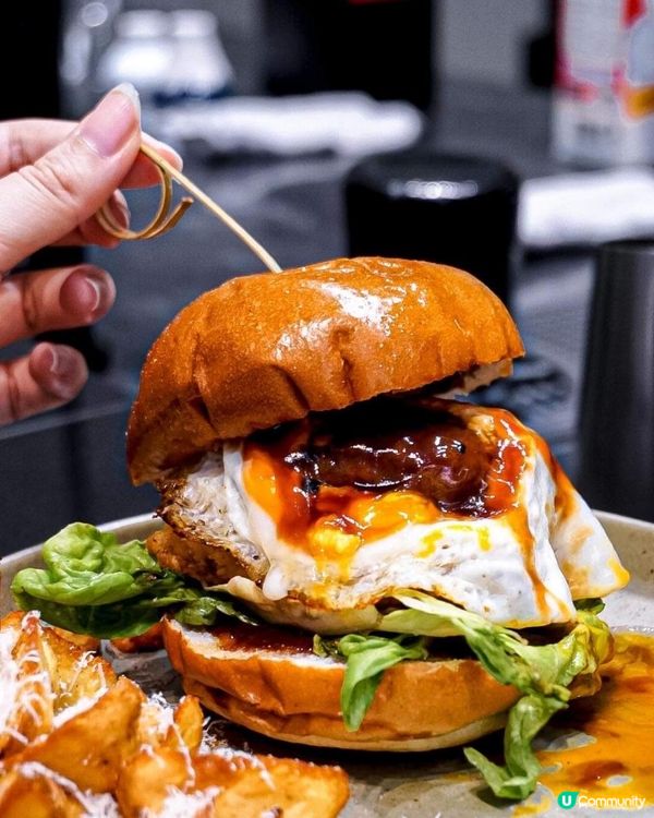 《髮型屋𝗖𝗮𝗳𝗲二合一 食物堅係幾出色🍔🥯》 