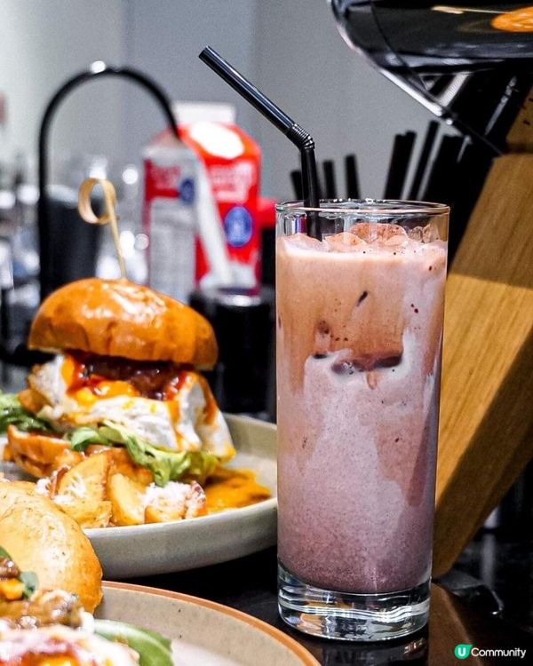 《髮型屋𝗖𝗮𝗳𝗲二合一 食物堅係幾出色🍔🥯》 