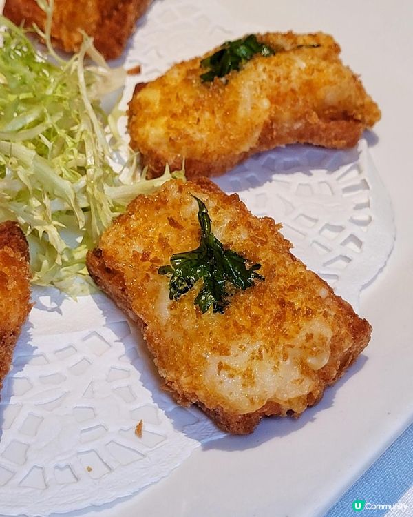 金錢雞 X 蝦多士 X 大紅袍燻雞出色 @ 粵軒 ( 灣仔六國酒店 )