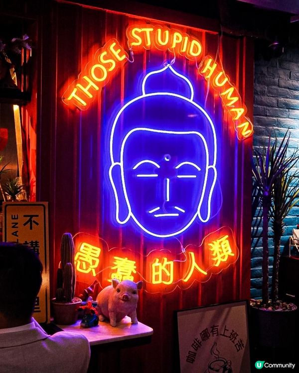 《尖沙咀玩味餐廳 原隻龍蝦薄餅🦞🍕》 