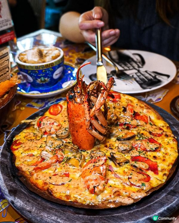 《尖沙咀玩味餐廳 原隻龍蝦薄餅🦞🍕》 