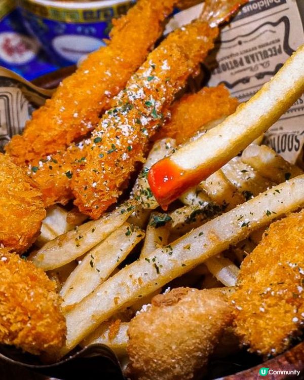 《尖沙咀玩味餐廳 原隻龍蝦薄餅🦞🍕》 