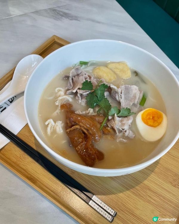 ᪥煙靭彈牙足料湯底米線專門店᪥
