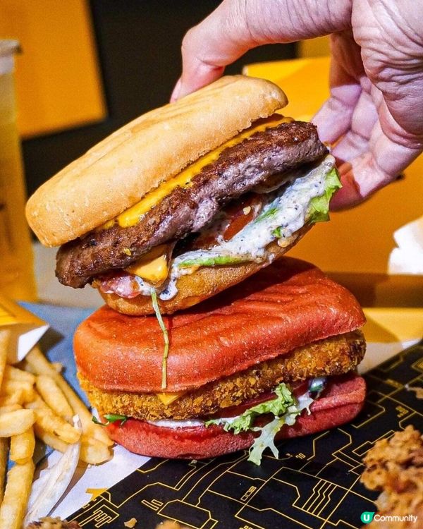 《全球首間變形金剛旗艦店 柯柏文漢堡🍔》