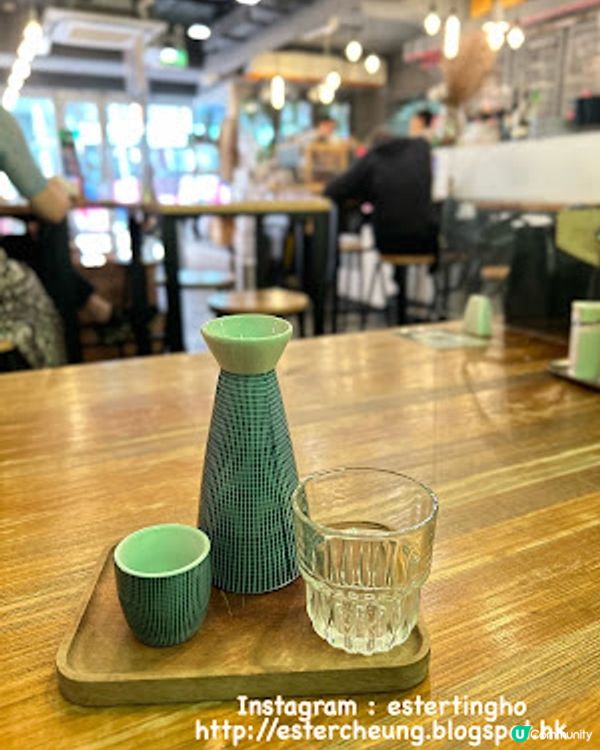 【西環 食記】西營盤咖啡店 ♥ 超滿足的。抹茶紅豆可頌窩夫配抹茶雪糕 + 可愛拉花咖啡 ♥ Coffee by Zion