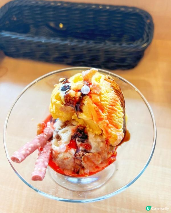 荃灣牛仔布風Café 高水準橡果級黑毛豬鞍架