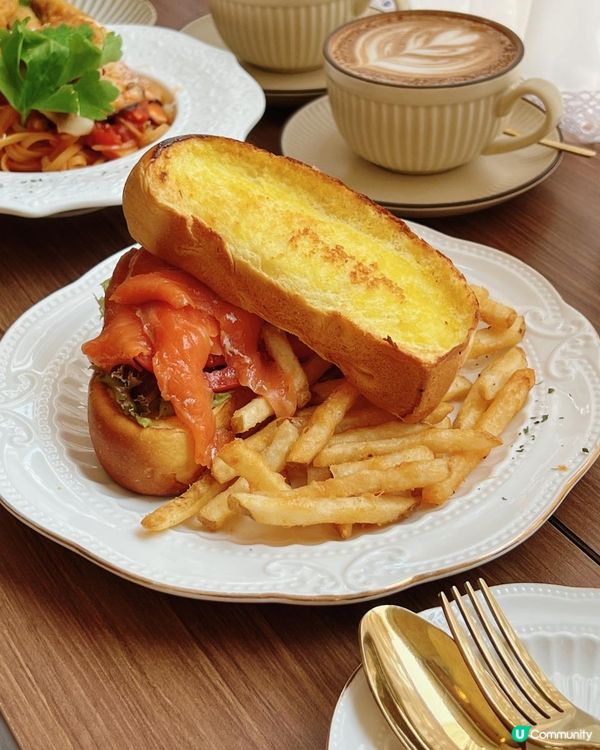 📌 旺角│雙魚座咖啡館│鬧市中尋找愜意悠然咖啡店