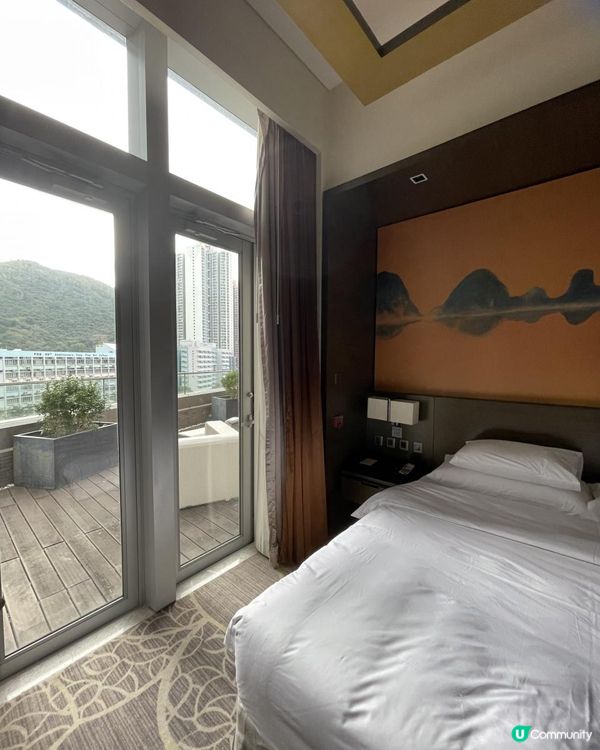 𖦹寬闊露台地點房間便利𖦹