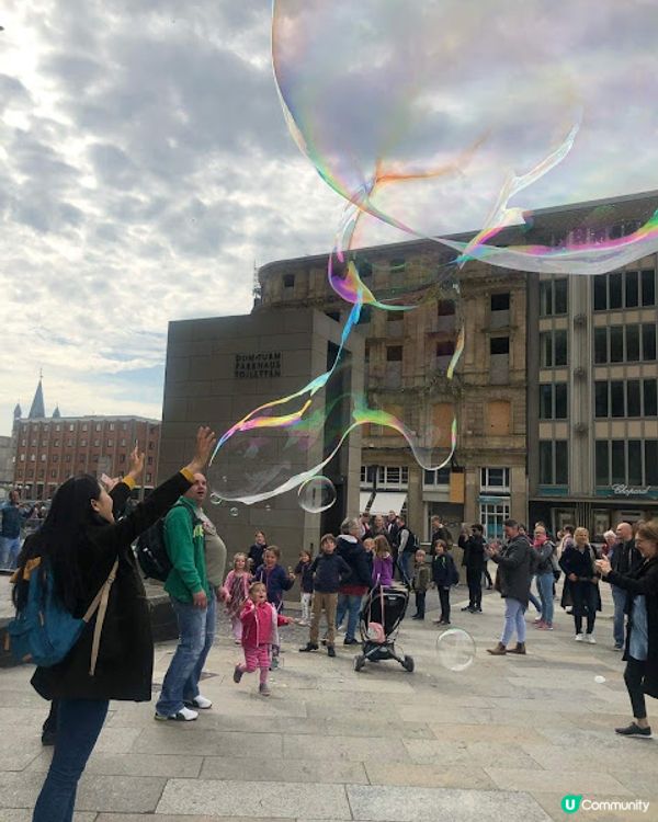西歐四國遊 Day7 (布魯塞爾即日來回德國科隆,同閨蜜遊香水發源地,行左一千層樓梯！)