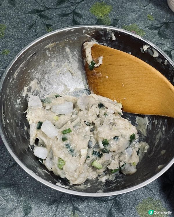 自家製@漢堡包、大蝦柚子沙律