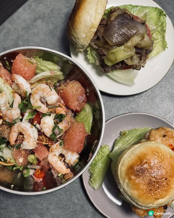 自家製@漢堡包、大蝦柚子沙律