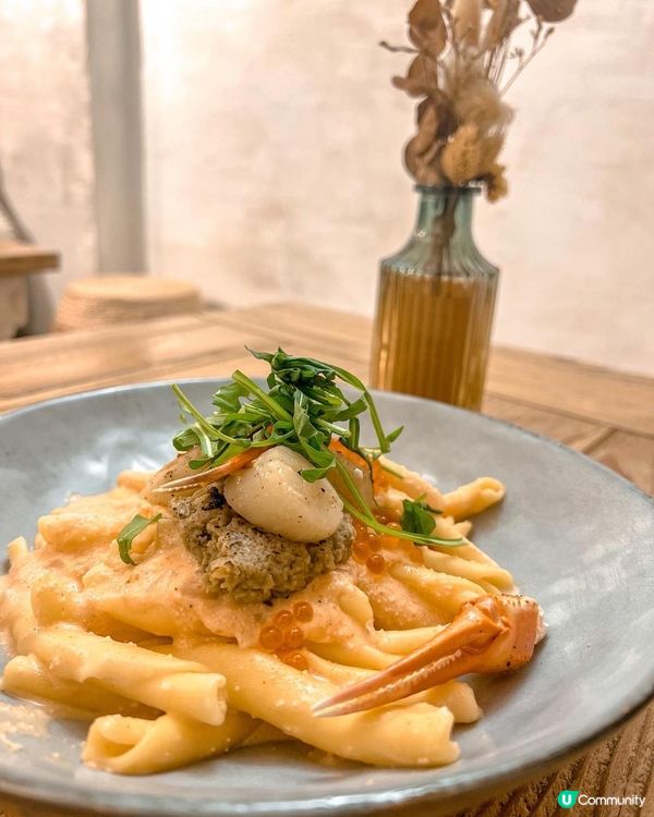 旺角兩層小清新Cafe 大梳化環境勁Warm勁舒服﹗