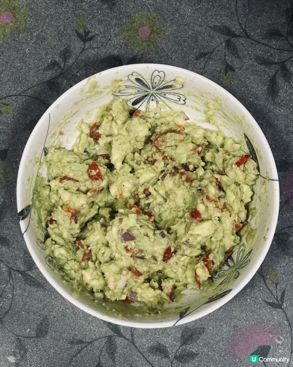 史記廚房 食左先講@SHOW ME YOUR LOVE長通粉、墨西哥脆片配牛油果莎莎醬