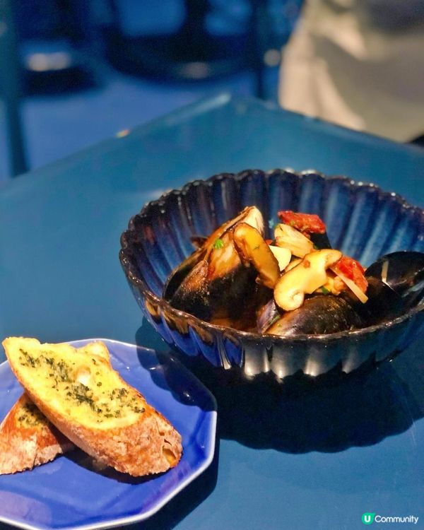 尖沙咀少伏藍調Starry night齋打卡is ok cafe ~Monmono