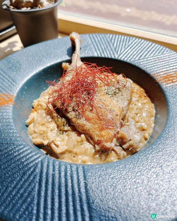 【荃灣】簡潔木系風格cafe - HIKARI