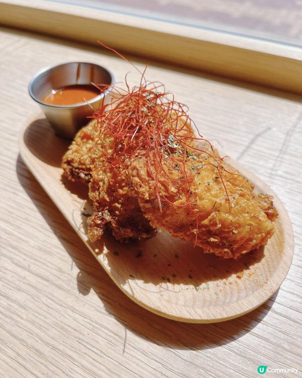 【荃灣】簡潔木系風格cafe - HIKARI