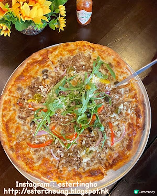 【西環 食記】西營盤高街。滋味午餐 ♥ 希臘羊肉披薩 + 蕃茄肉醬意麵 ♥ Zenith Bar & Grill