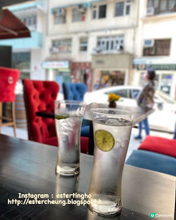 【西環 食記】西營盤高街。滋味午餐 ♥ 希臘羊肉披薩 + 蕃茄肉醬意麵 ♥ Zenith Bar & Grill