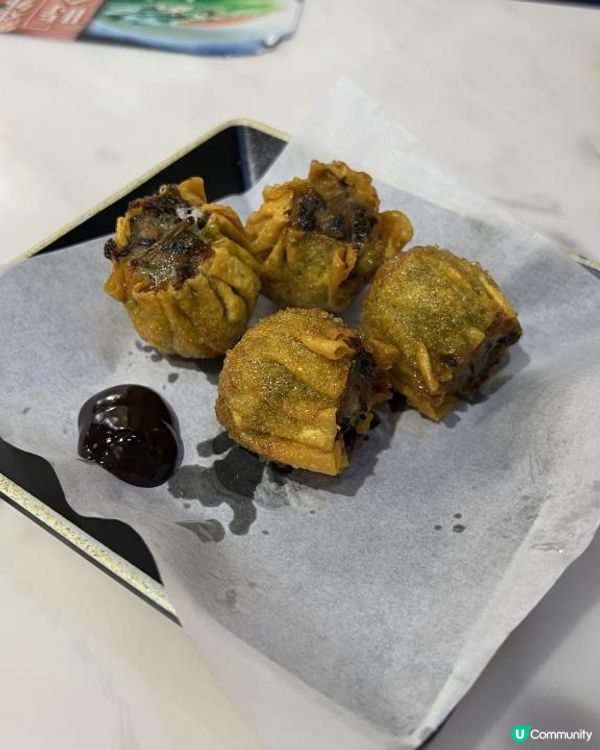 好多特色食品嘅潮式牛腩粉麵店