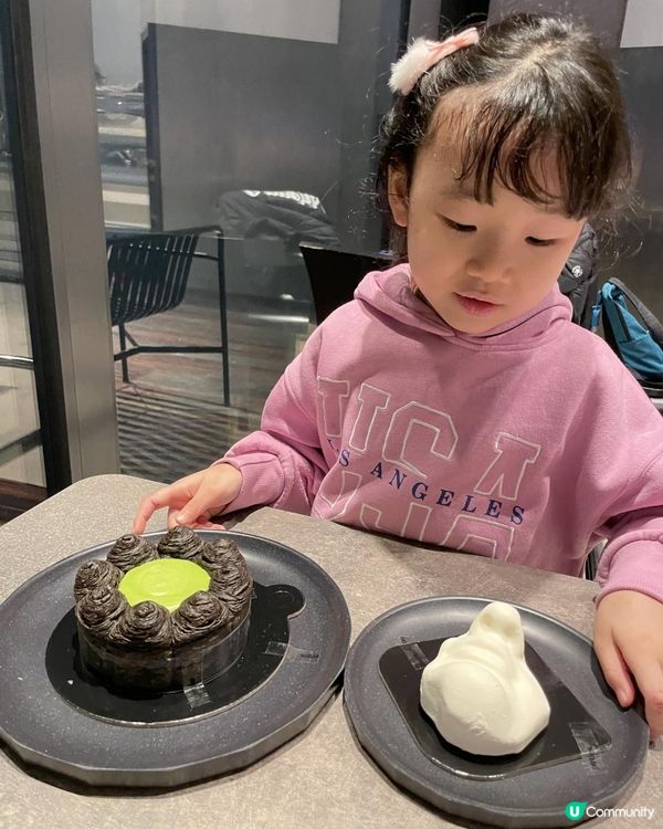 韓團New Jeans 聯乘cafe+愛寶樂園