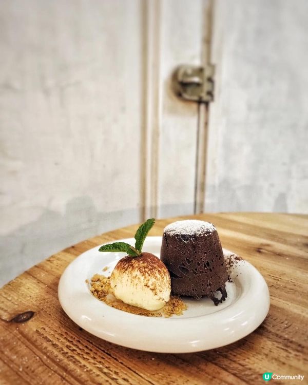 旺角“窮”到剩高質既打卡咖啡店💗- GRIND SIZE