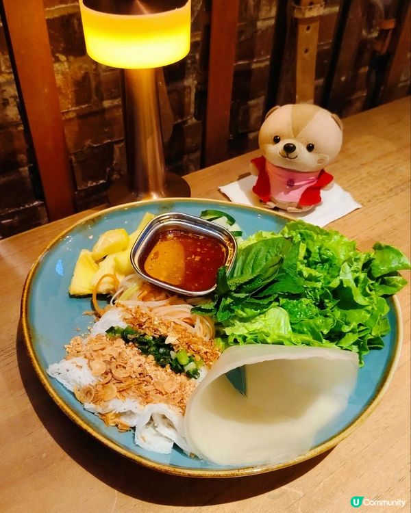 《尖沙咀新開泰菜餐吧》