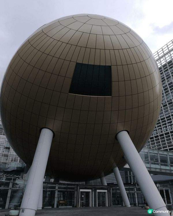 香港科學園位於香港新界沙田區白石角吐露港沿岸，風景優美，有繼...