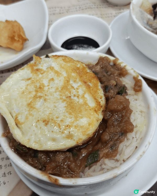 香港人鍾意飲茶，到處都是茶樓或點心專門店！