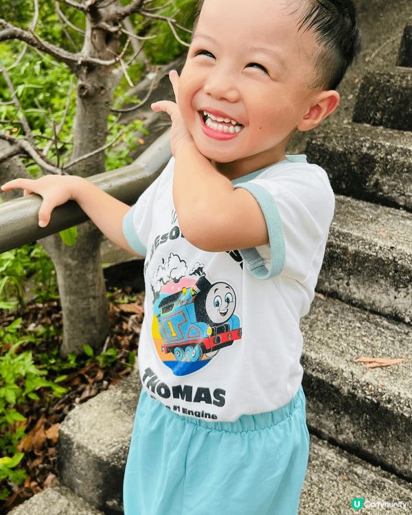 深水埗美荷樓參觀，再上大小朋友都能上的嘉頓山小運動一番細看風...