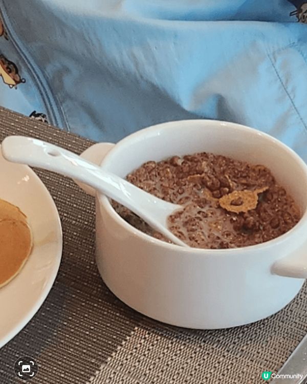 熱香餅，意粉，脆片