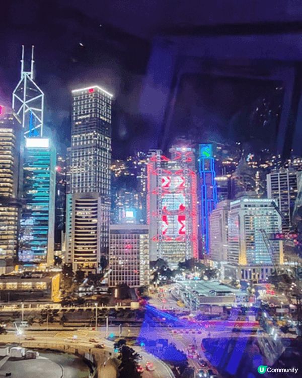 香港中環摩天輪， 夜晚上去坐摩天輪，迷人夜景 讓我 有個美好...
