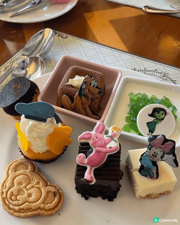 圖片中的三樣美食都是我在香港吃的，香港十八區有不同種類的餐廳...