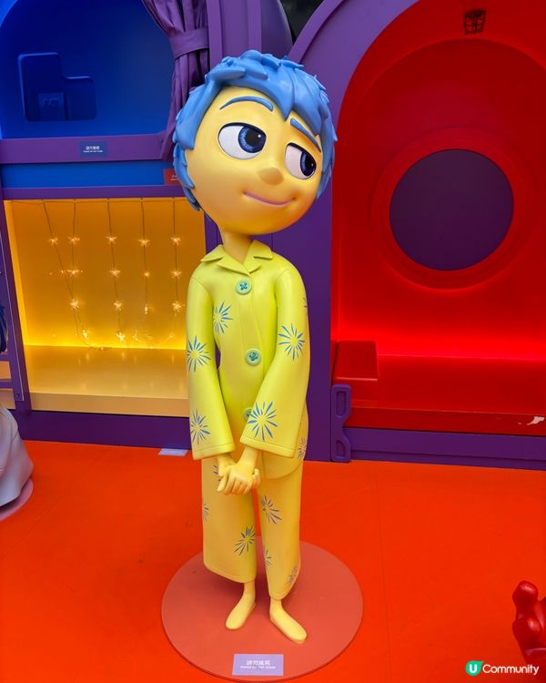 好啦好啦!完全唔知呢套卡通片講咩都唔緊要😑最緊要係記得影相打...