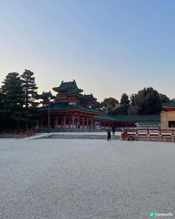 ## 京都平安神宮，打卡必去！🏯✨