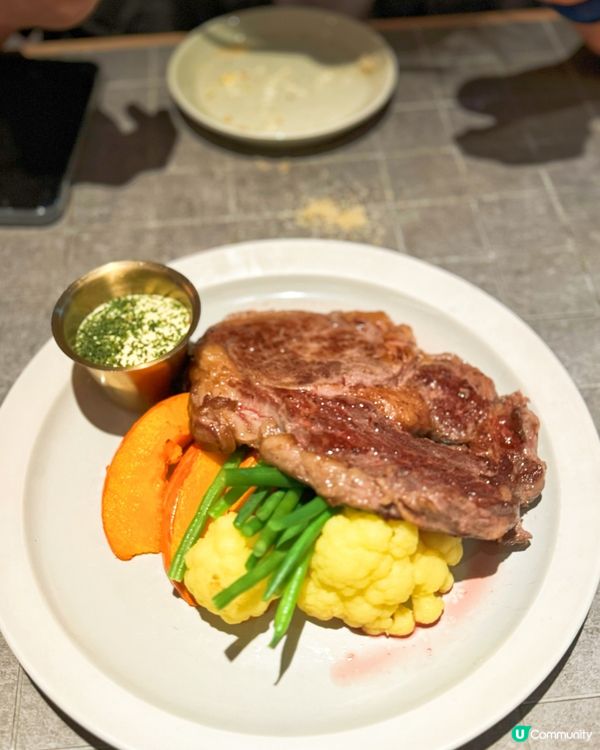 黑膠唱片主題🎶chill住食西餐