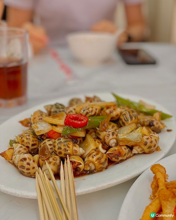 澳門必食水蟹粥🦀  
誠昌飯店，水蟹粥控必去！🤤